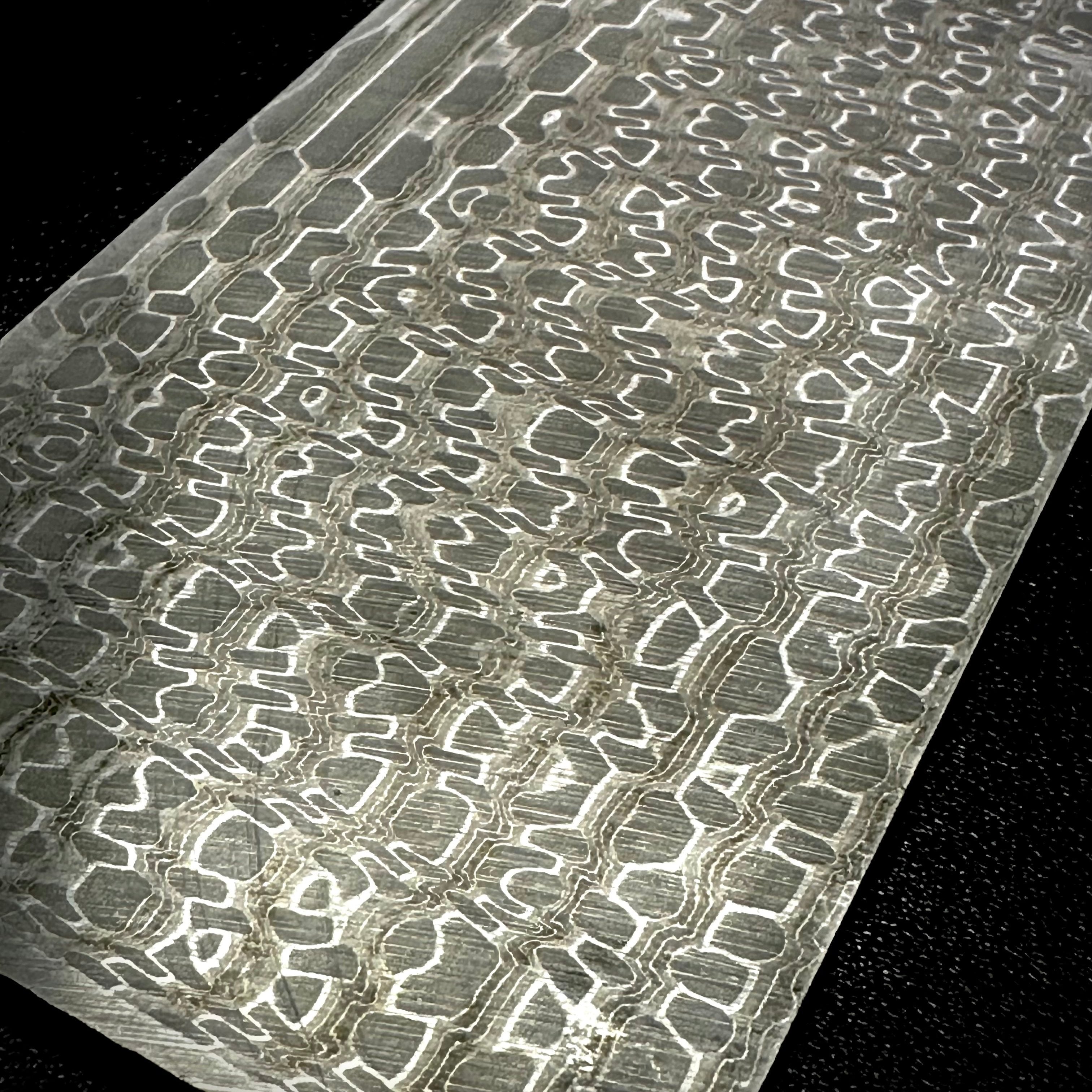 Reptilian San Mai Damascus Steel Billet – Stainless & Carbon