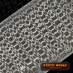 close up of the pattern honeycomb damascus steel bille
